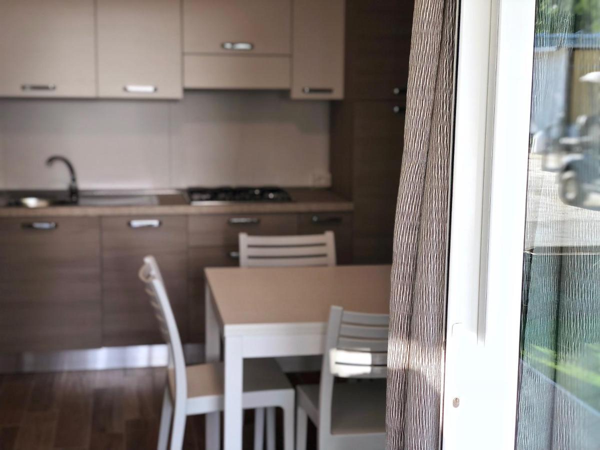 Grotta Del Saraceno Aparthotel Vasto Bagian luar foto