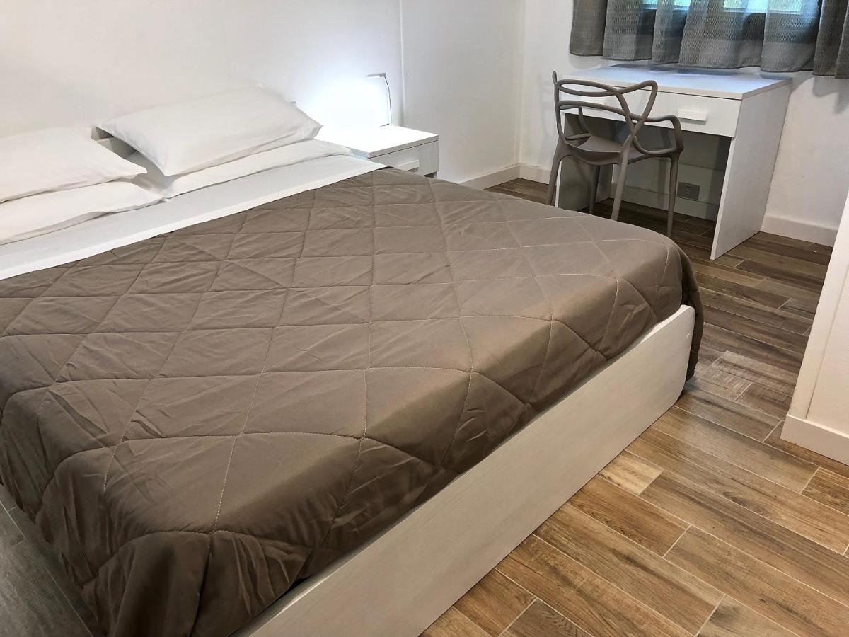 Grotta Del Saraceno Aparthotel Vasto Bagian luar foto