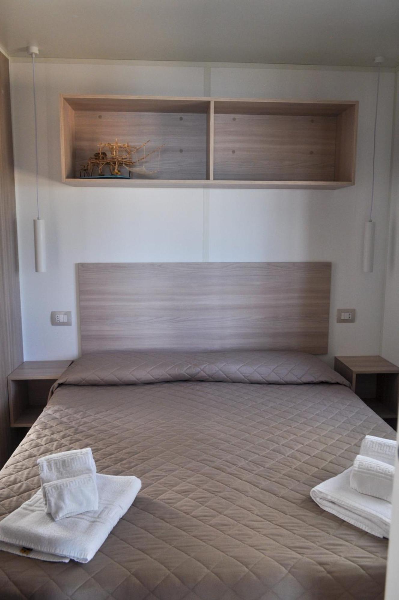 Grotta Del Saraceno Aparthotel Vasto Bagian luar foto